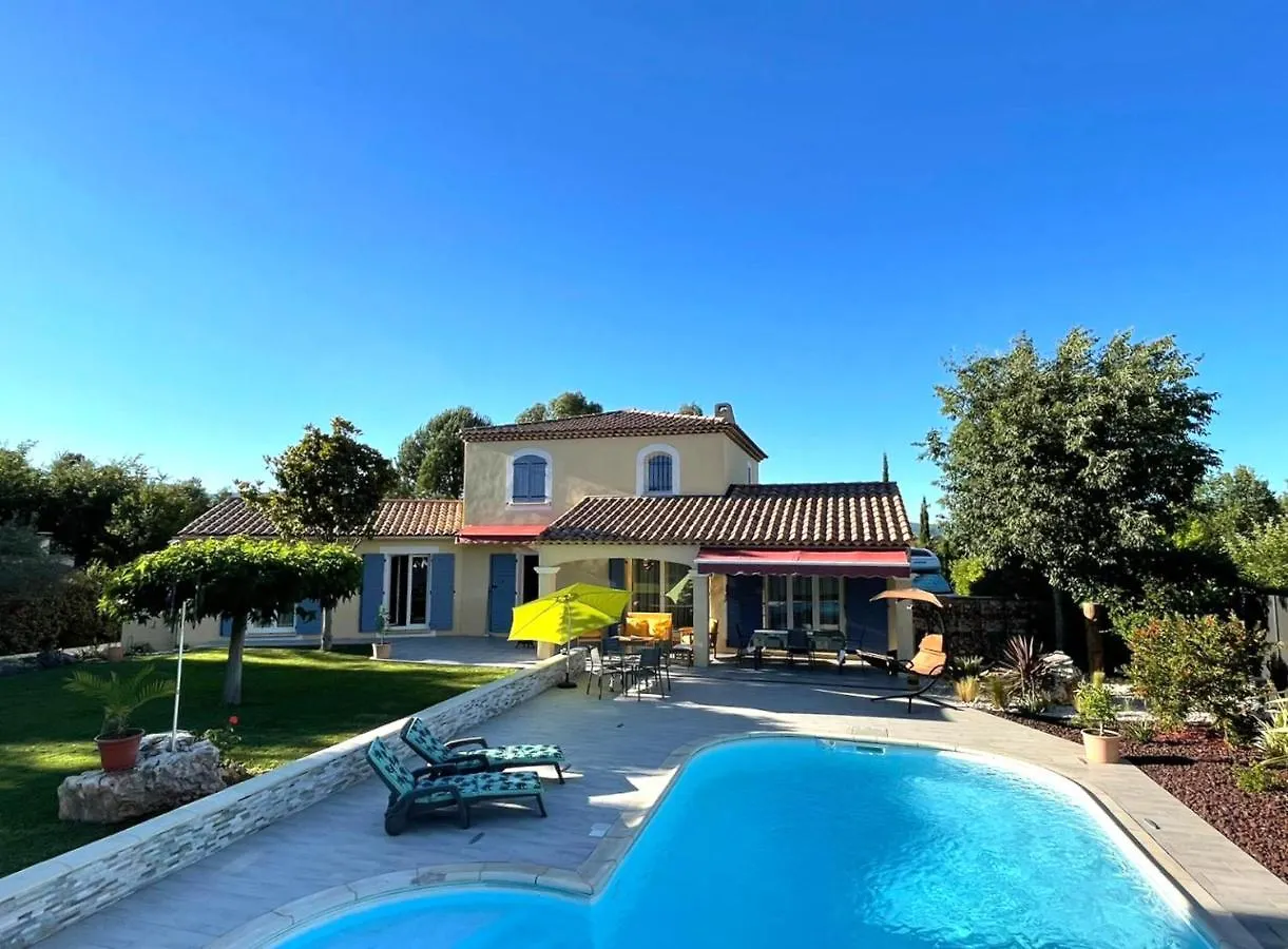 Chambres d'Hôtes La Brajonière Nans-les-Pins